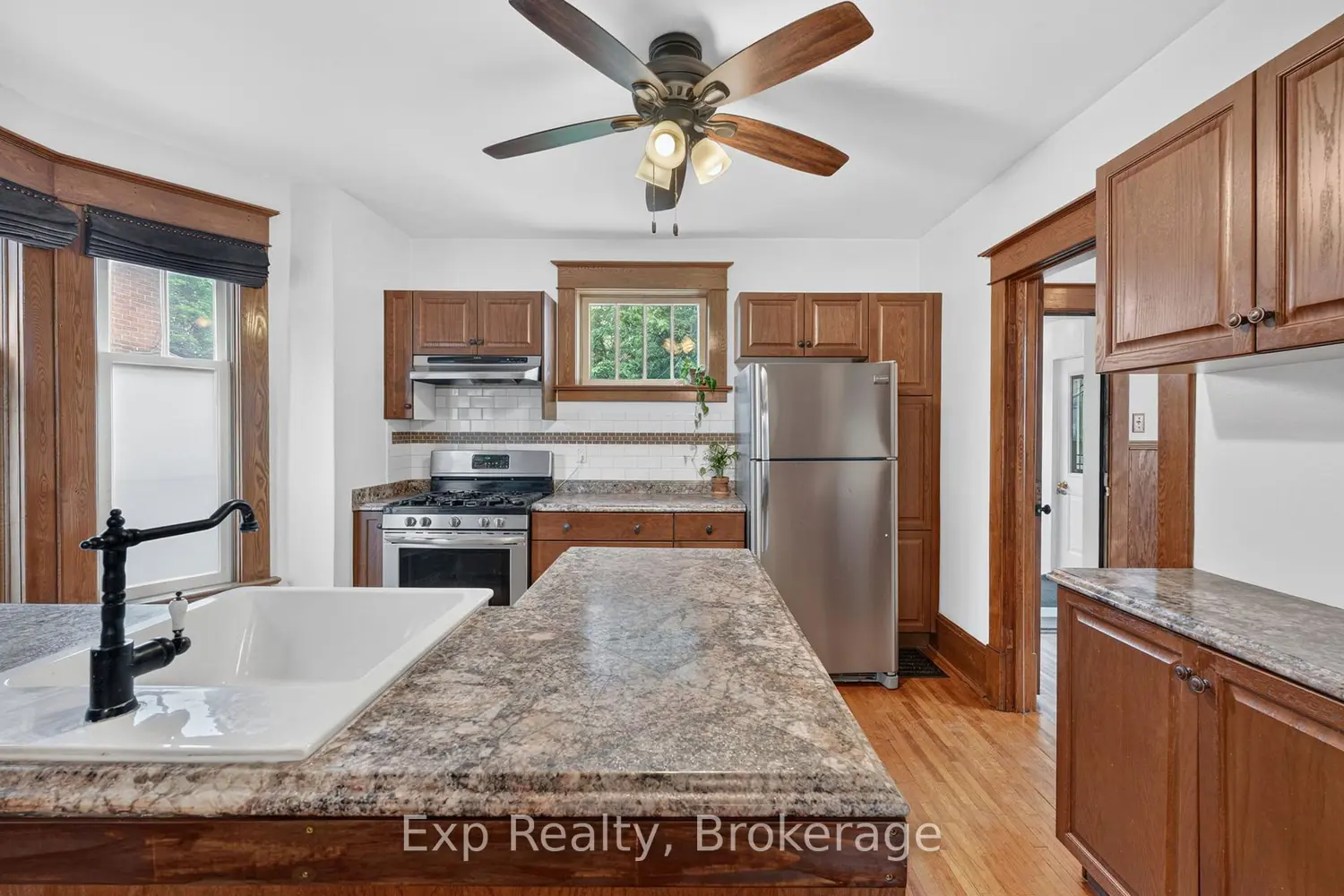 98 Cedar Street photo 5