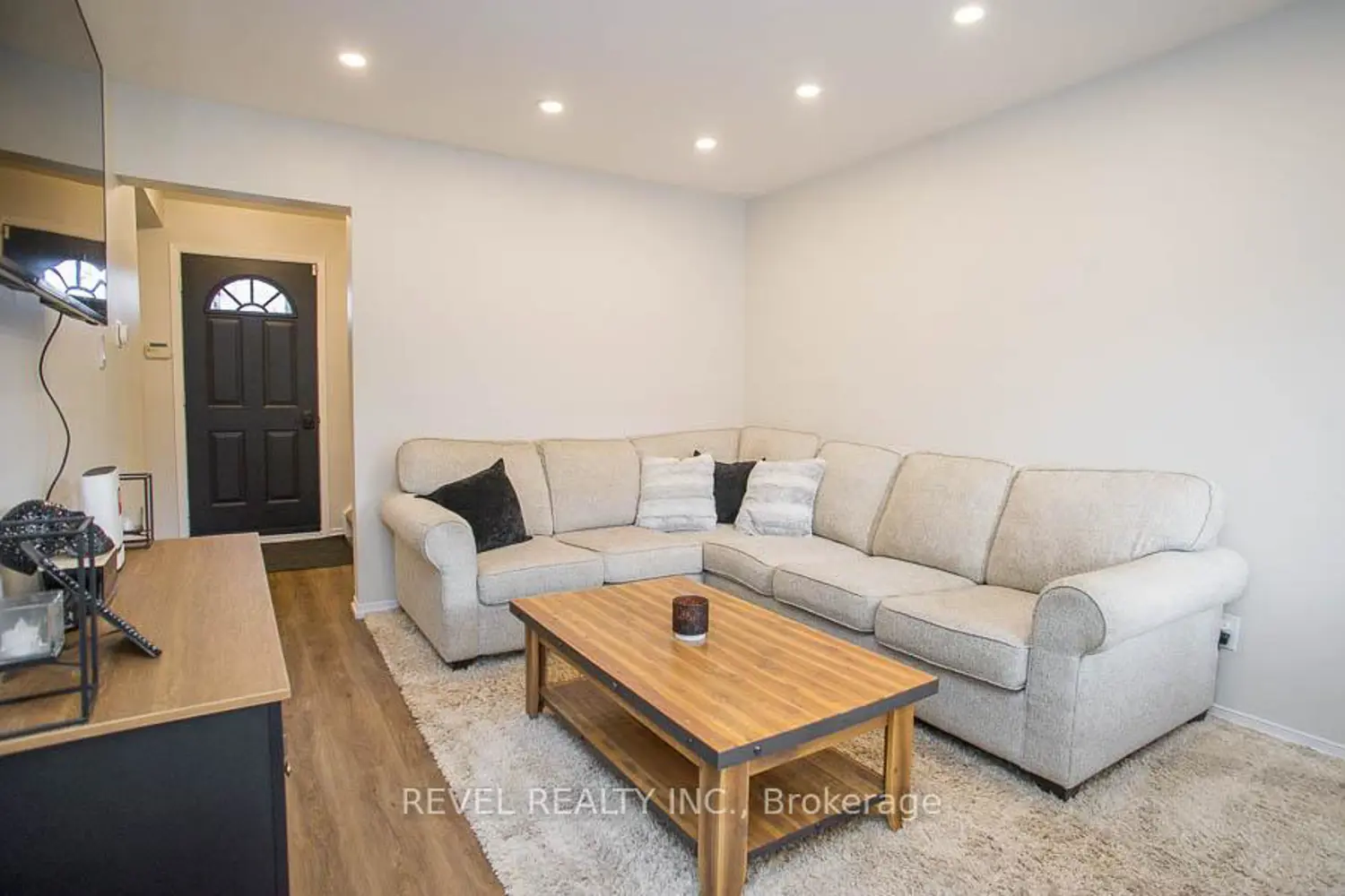 273 Elgin Street 52 photo 2