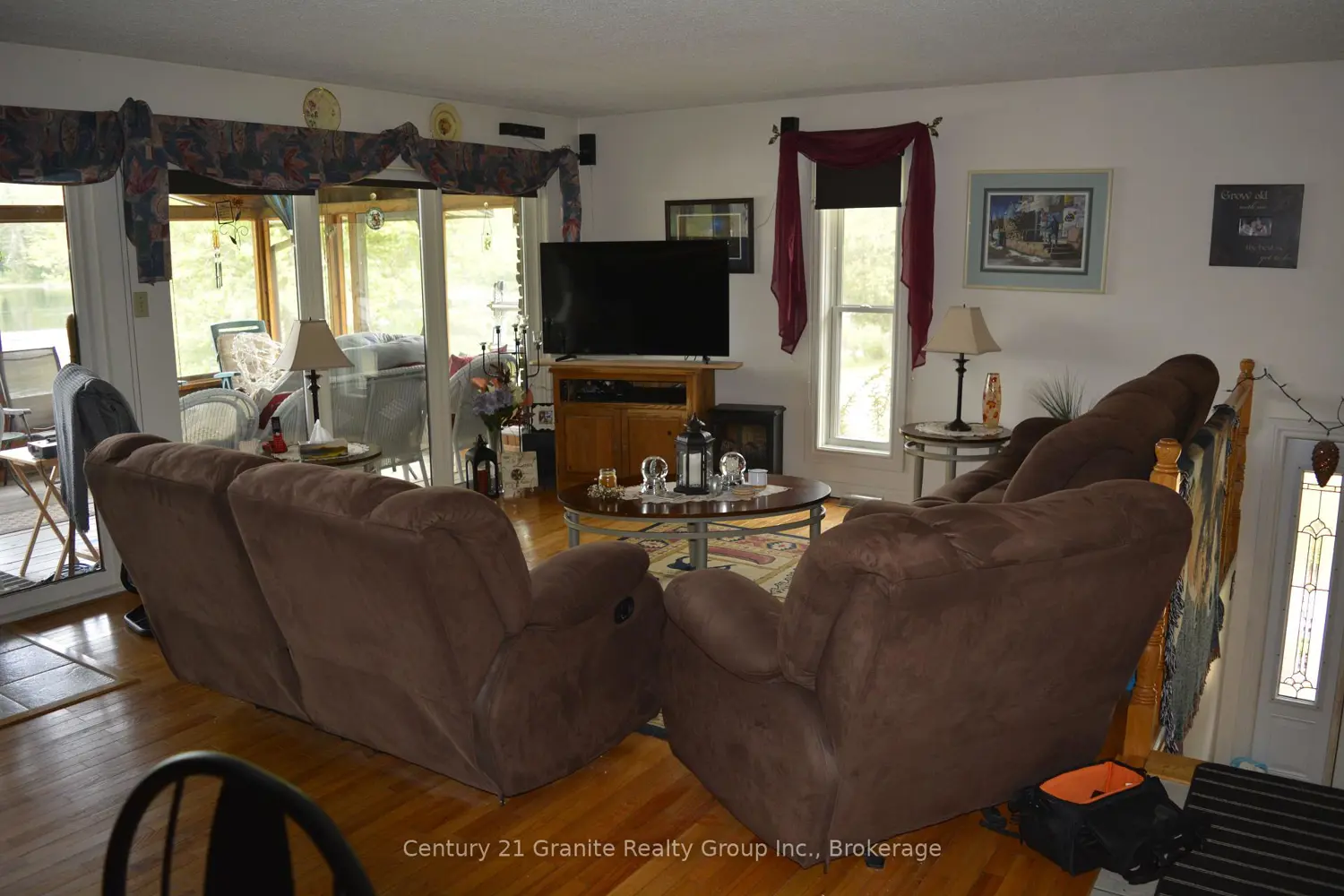 230 River Bend Drive photo 3