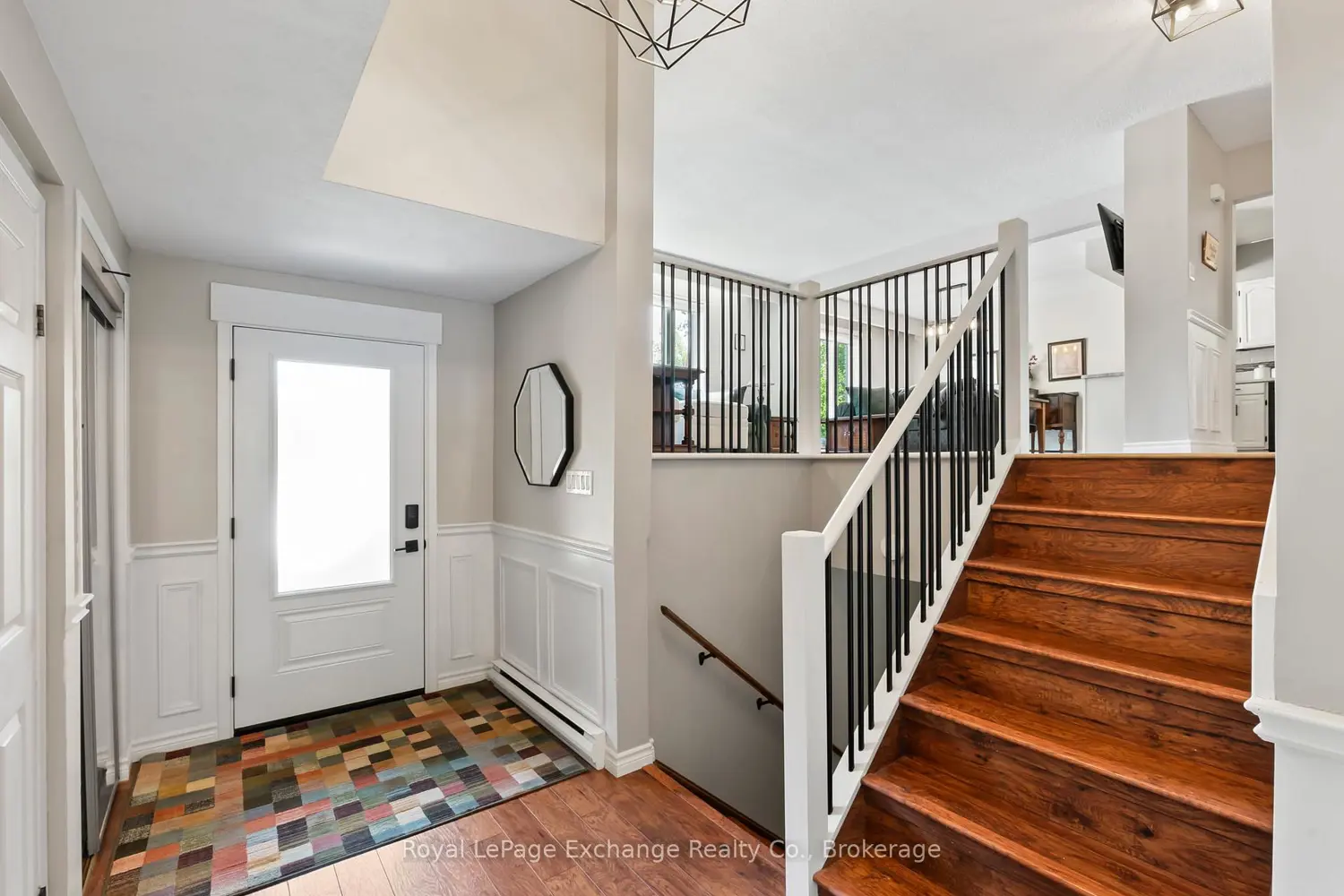 71 Upper Lorne Beach Road photo 2