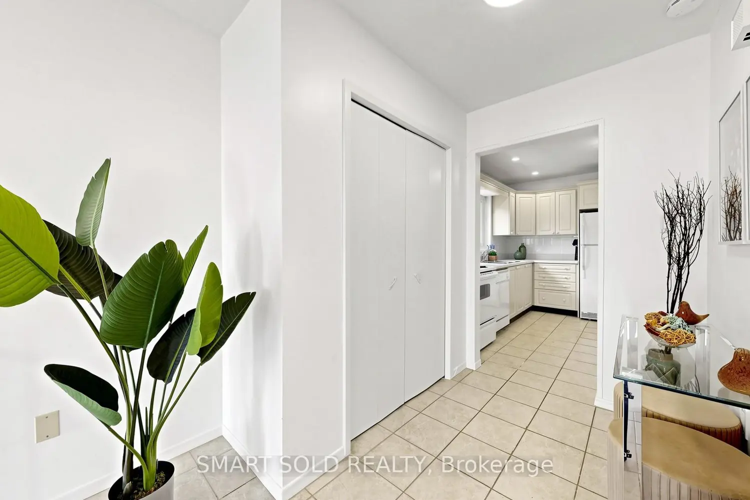 20 Bedle Avenue photo 4