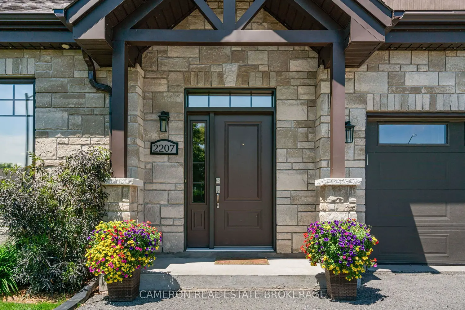 2207 Heron Court