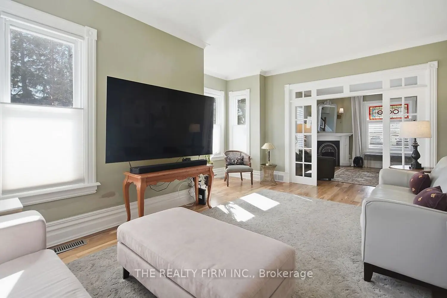 422 Greenfield Street photo 3