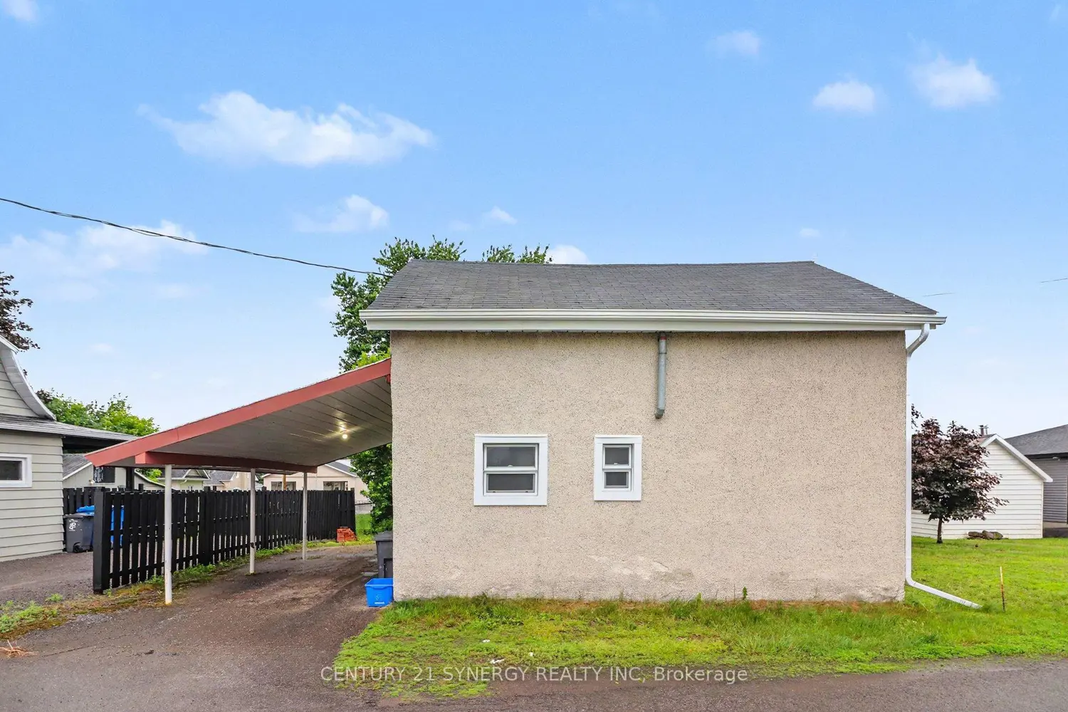 205 St Joseph Street photo 2