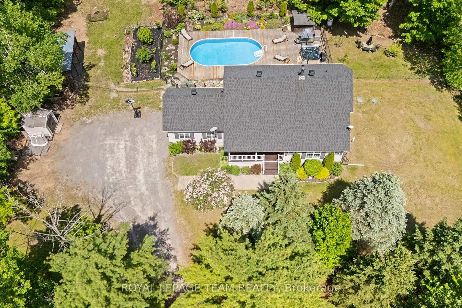5040 Stonecrest Road photo 2