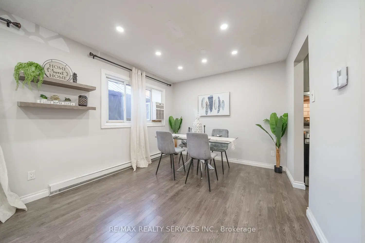 5009 Pinedale Avenue 43 photo 5