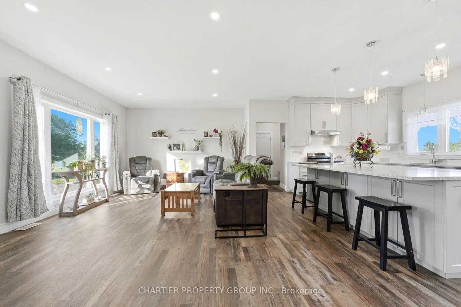 10664 Blaine Road photo 4