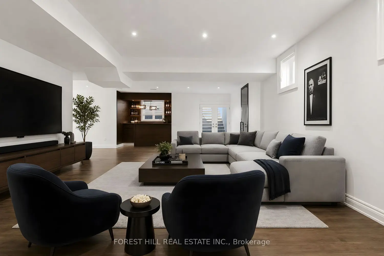 47 Harding Boulevard photo 4