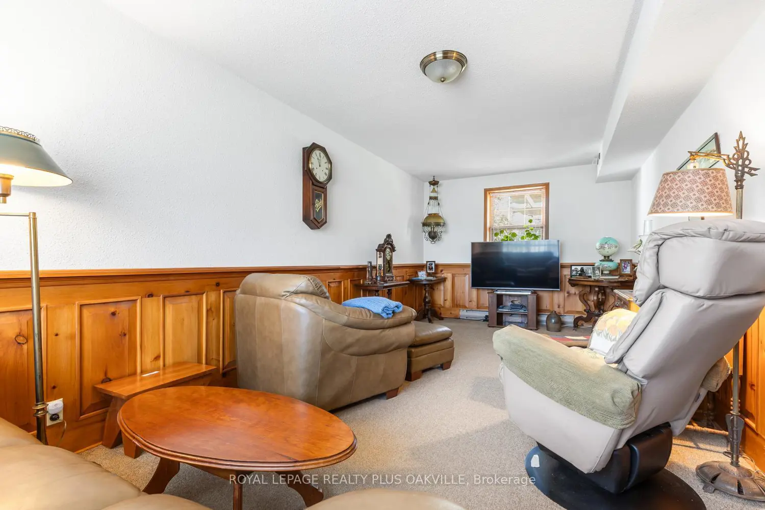 227 Sandwell Drive photo 5