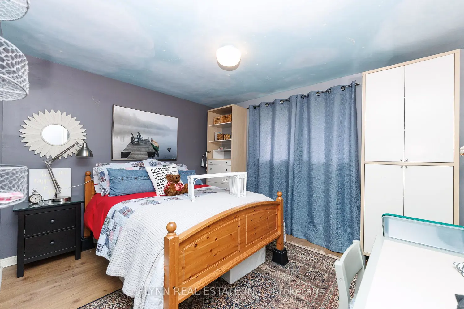 33 Adel Drive photo 5