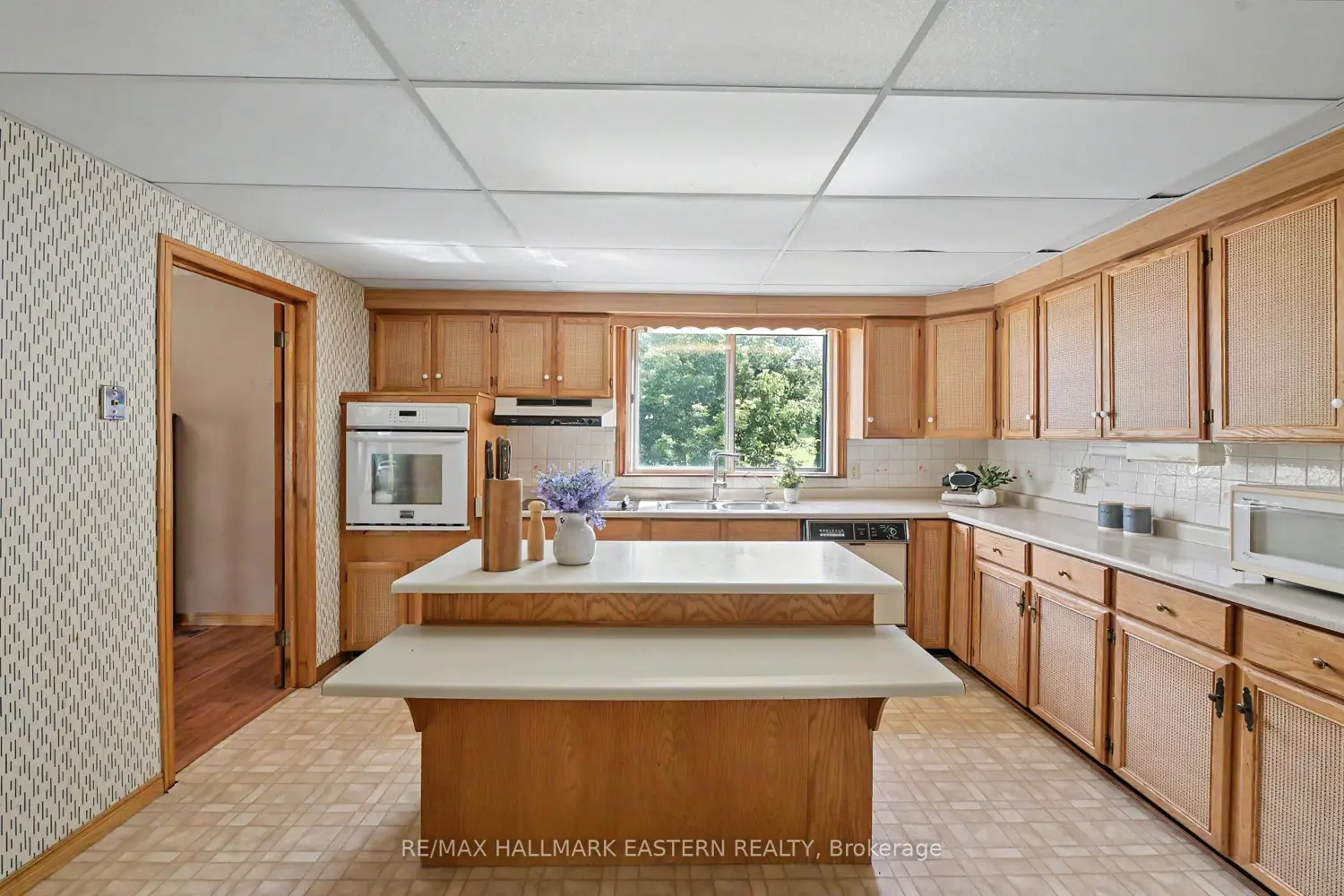 473 Sunset Crescent photo 4