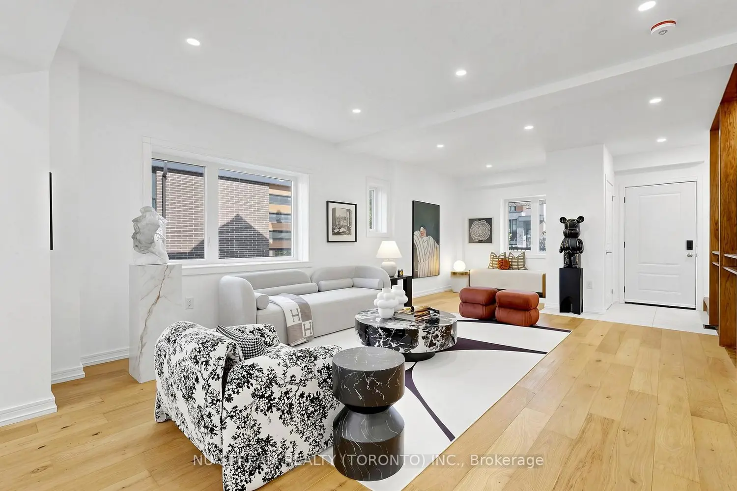 88 Waniska Avenue photo 5
