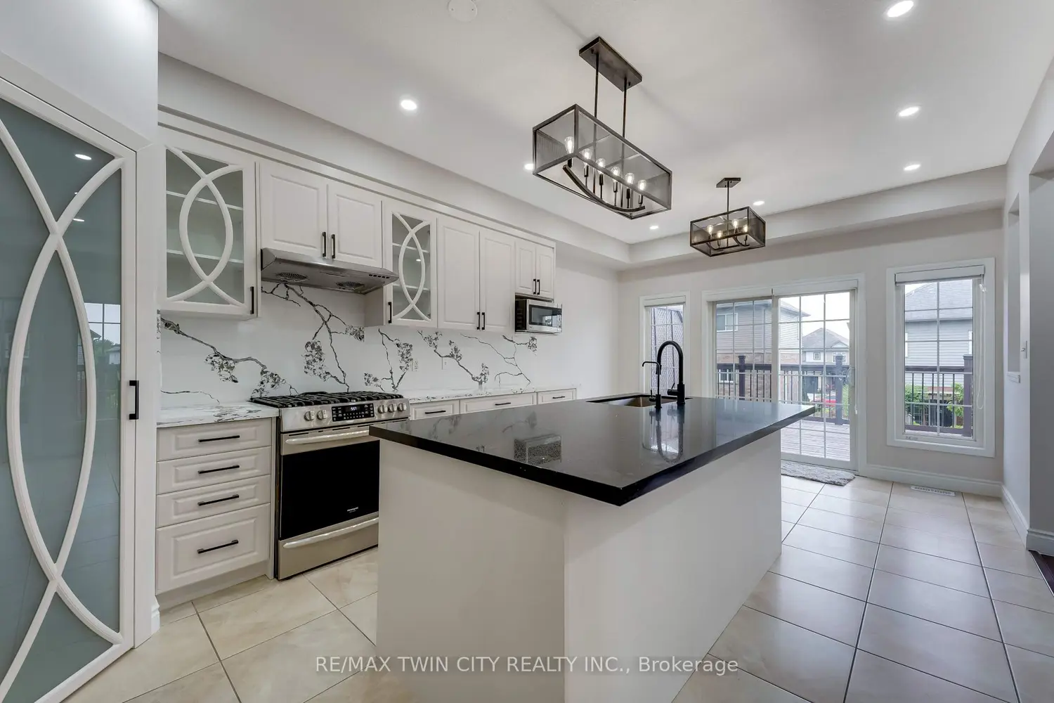 1263 Countrystone Drive photo 2