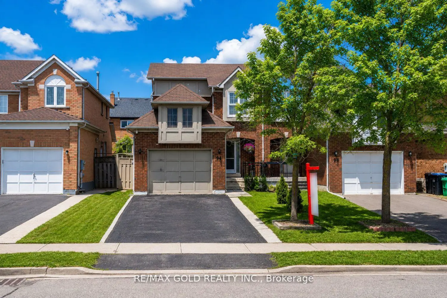 94 Bighorn Crescent