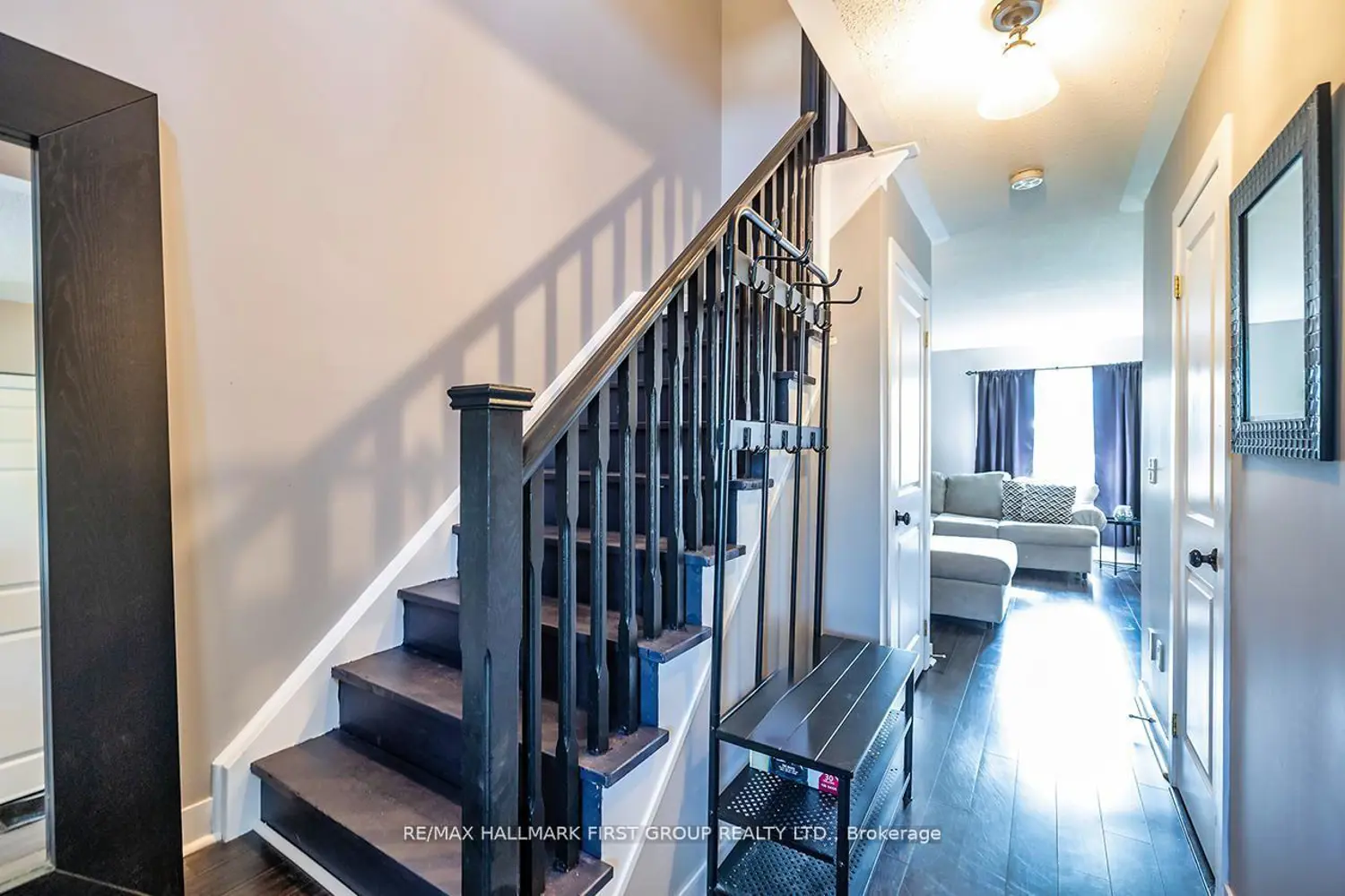 38 Allworth Crescent photo 5