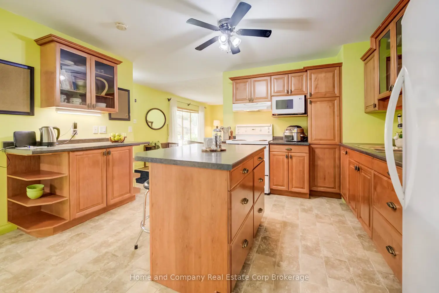 122 Brydges Street photo 5