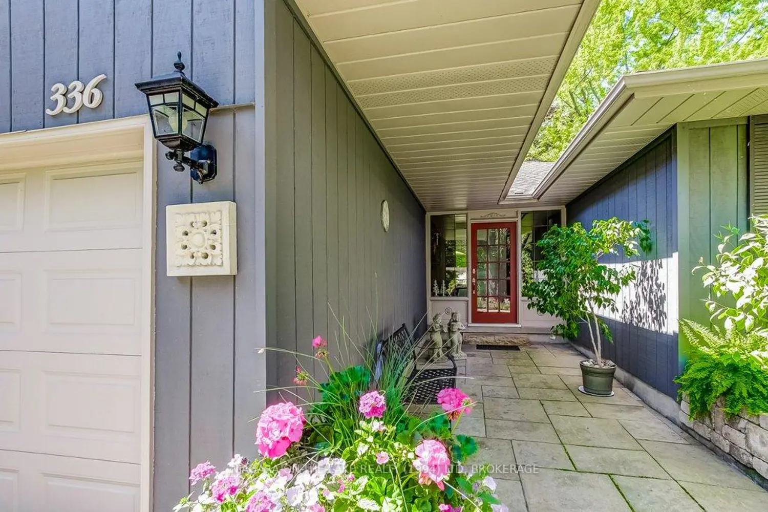 336 Gage Street photo 2