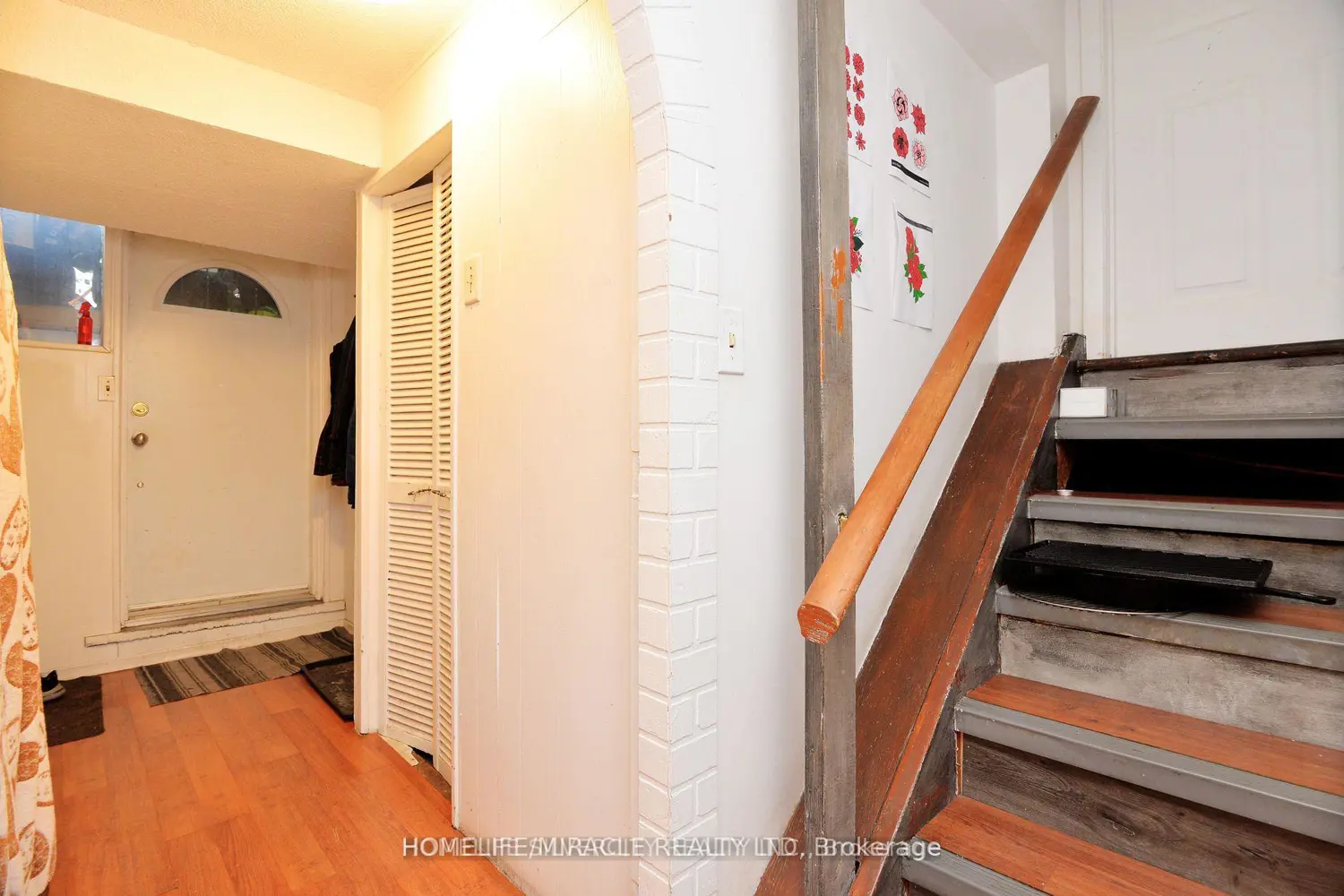 88 Ardglen Drive photo 5