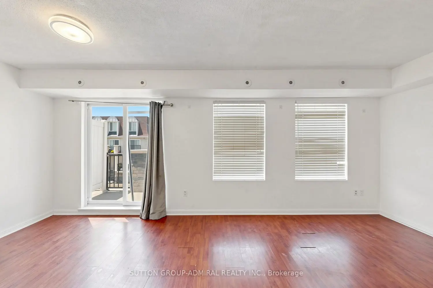115 George Appleton Way 2131 photo 4