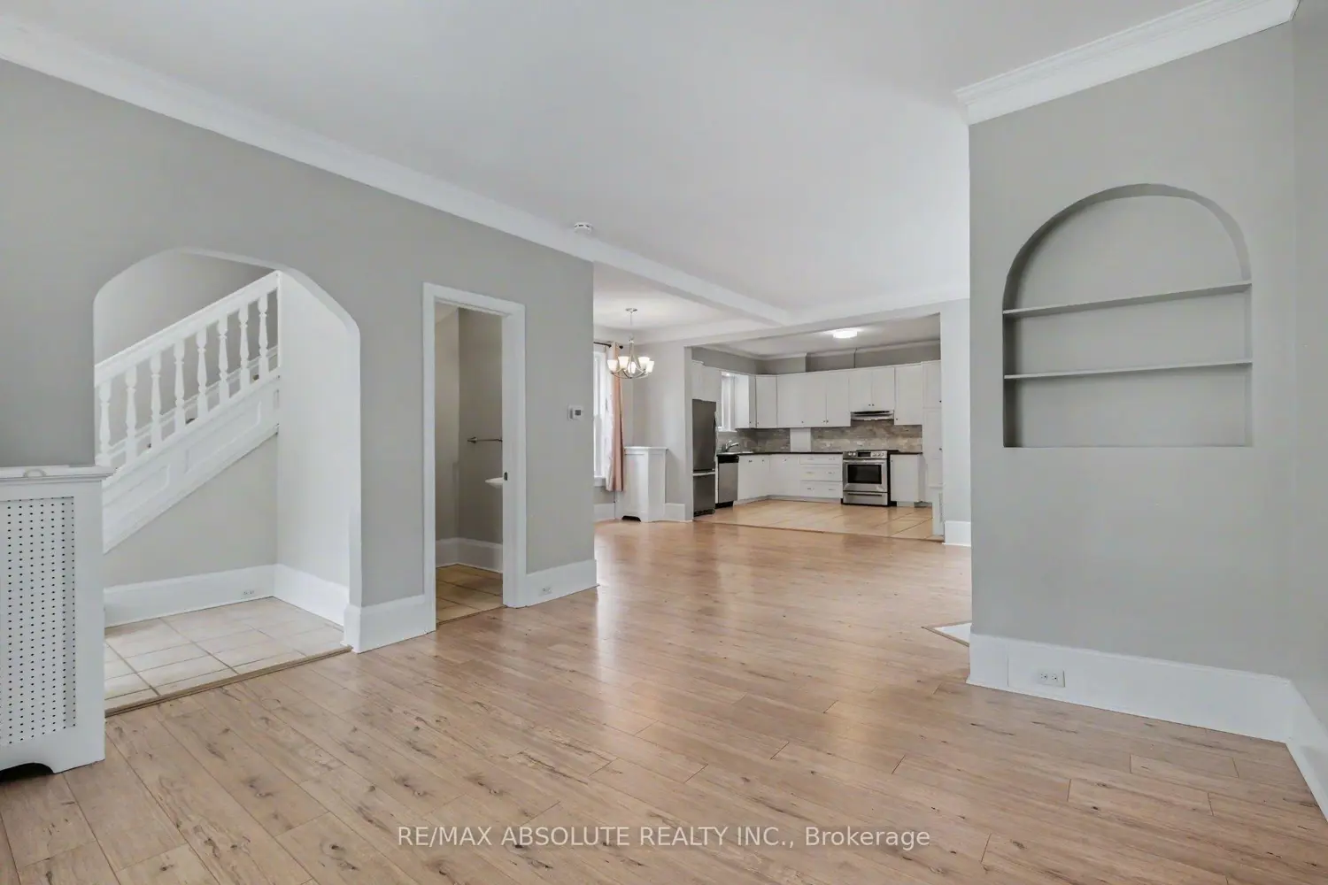 16 Glen Avenue photo 4