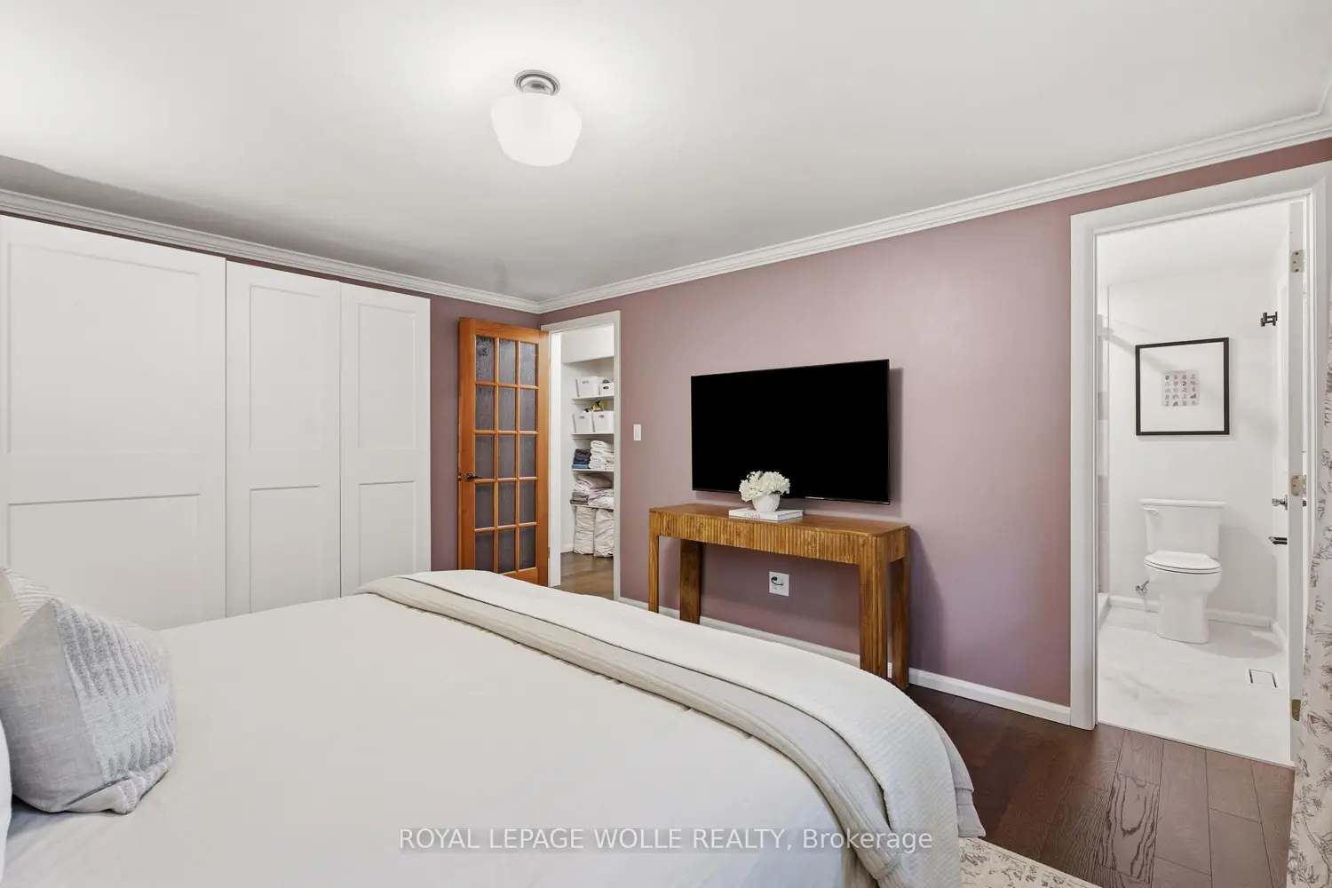67 Longwood Drive photo 3