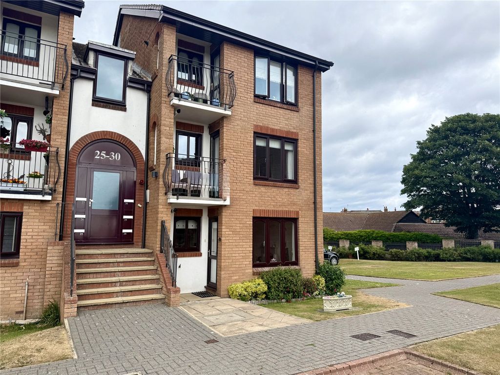 2 bed flat for saleAlexandra Court, Bridlington, East Riding Of Yorkshire YO15