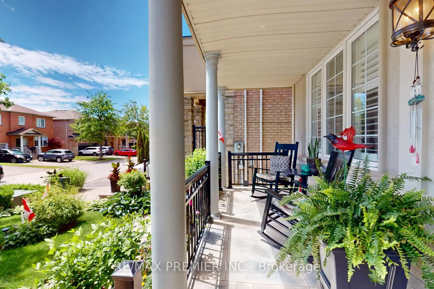 32 Timberwolf Crescent photo 4