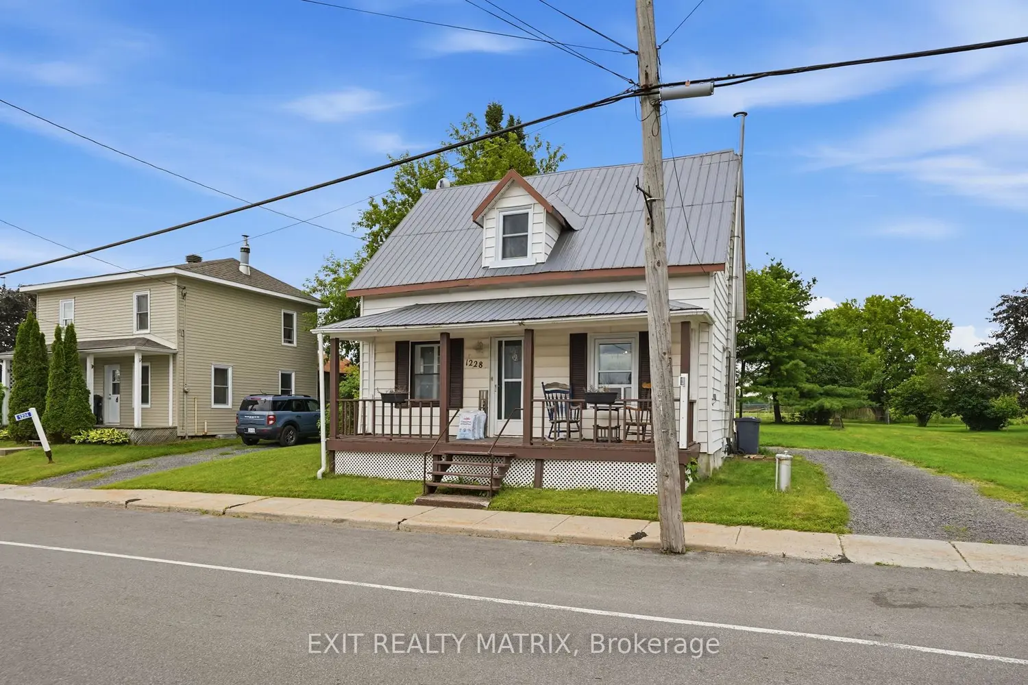 1228 Labrosse Street photo 2