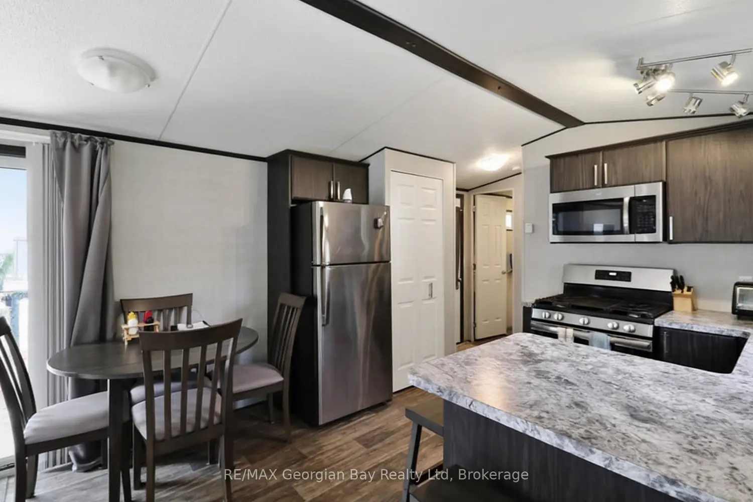 164 Lone Pine Road 84 photo 2