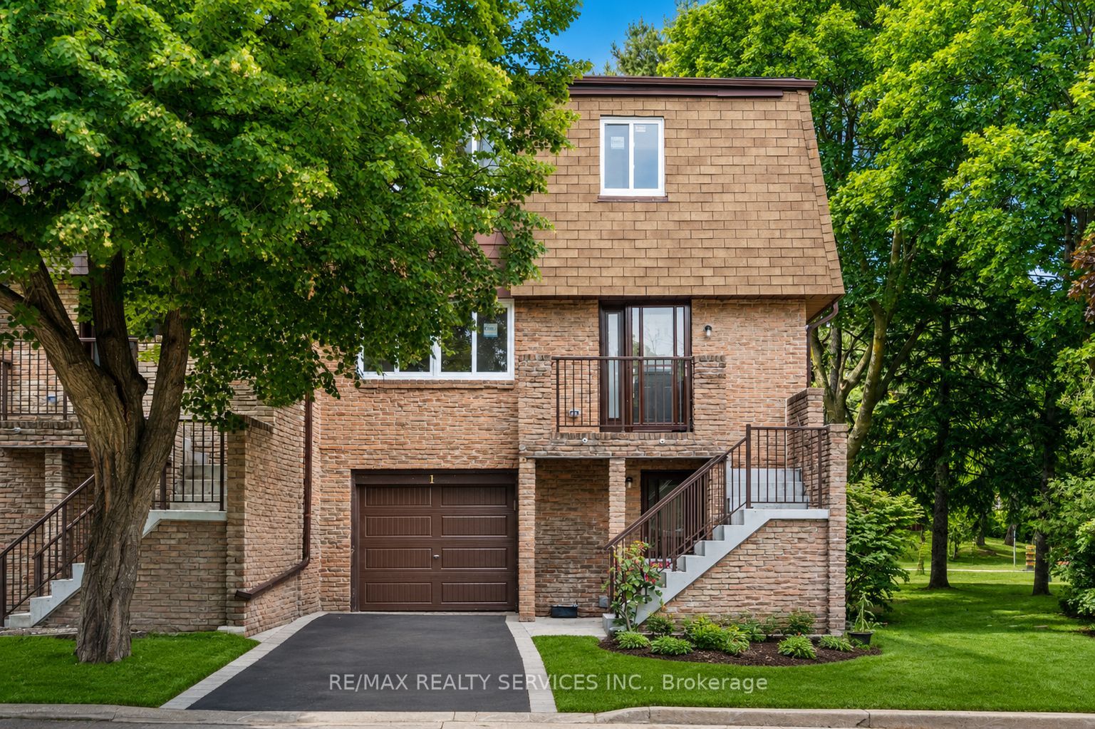 1-7030 Copenhagen Road, Mississauga, ON, L5N 2P3