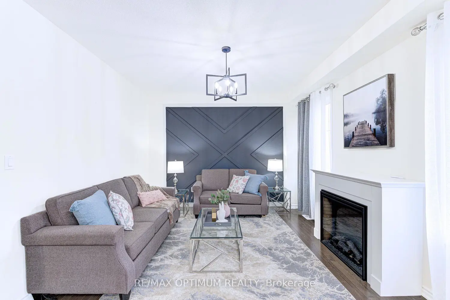46 Eastman Drive photo 4
