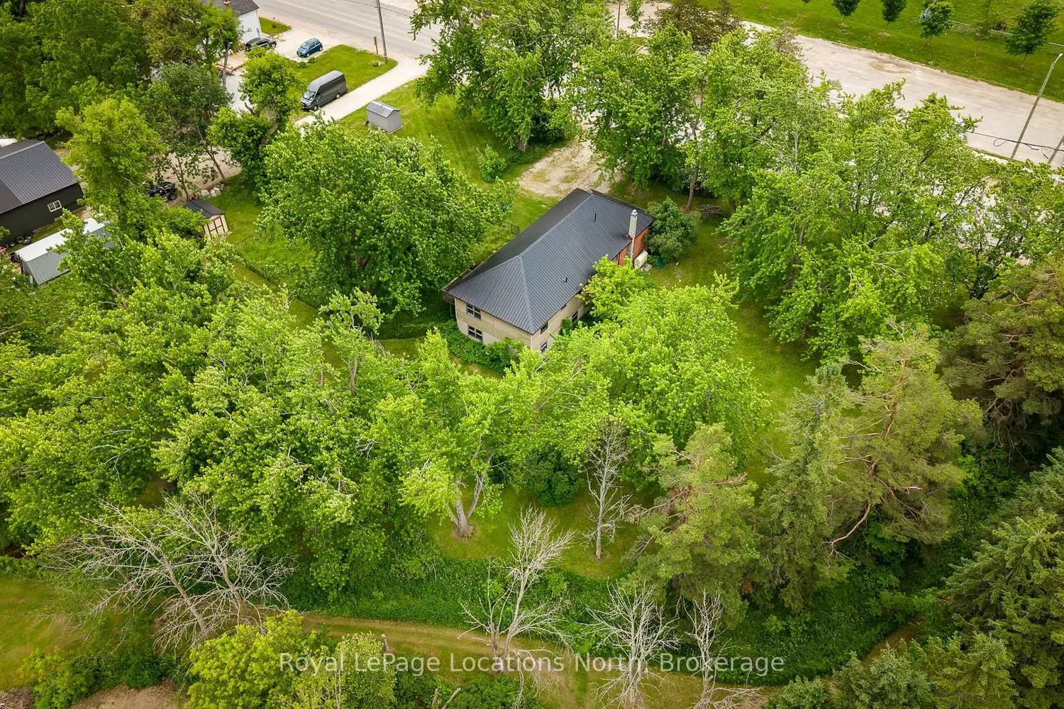 9038 County Rd 91 Road photo 2