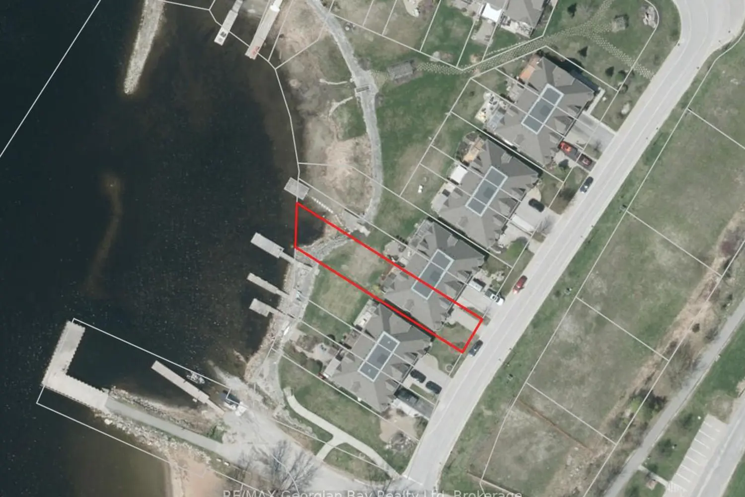 210 Wycliffe Cove photo 4
