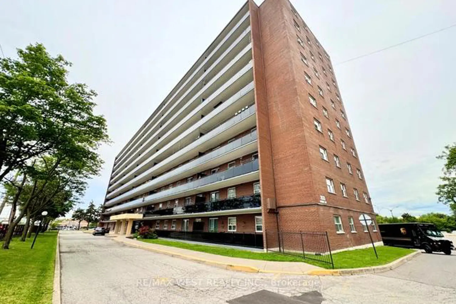 3533 Derry Road 709