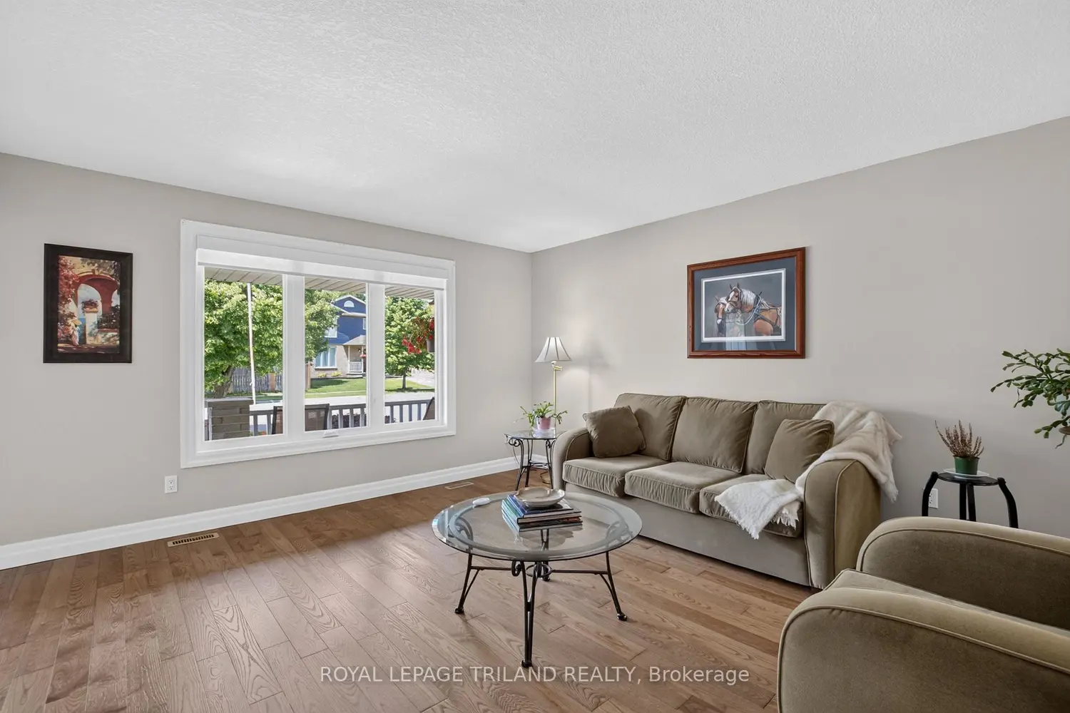 532 Highview Drive photo 2