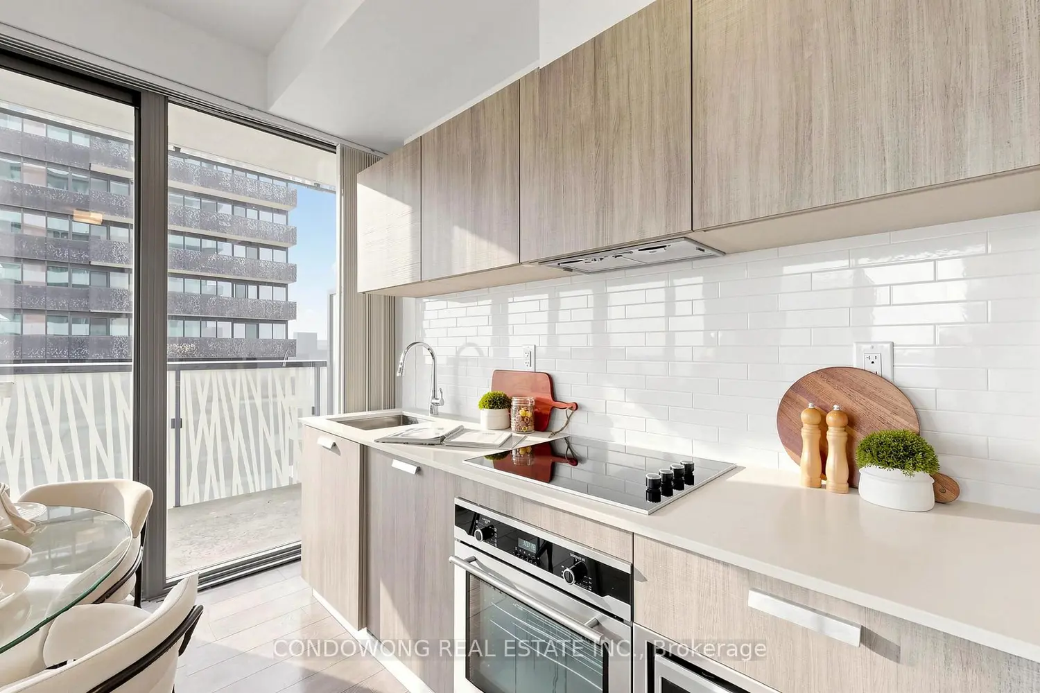 50 Charles Street 4203 photo 4