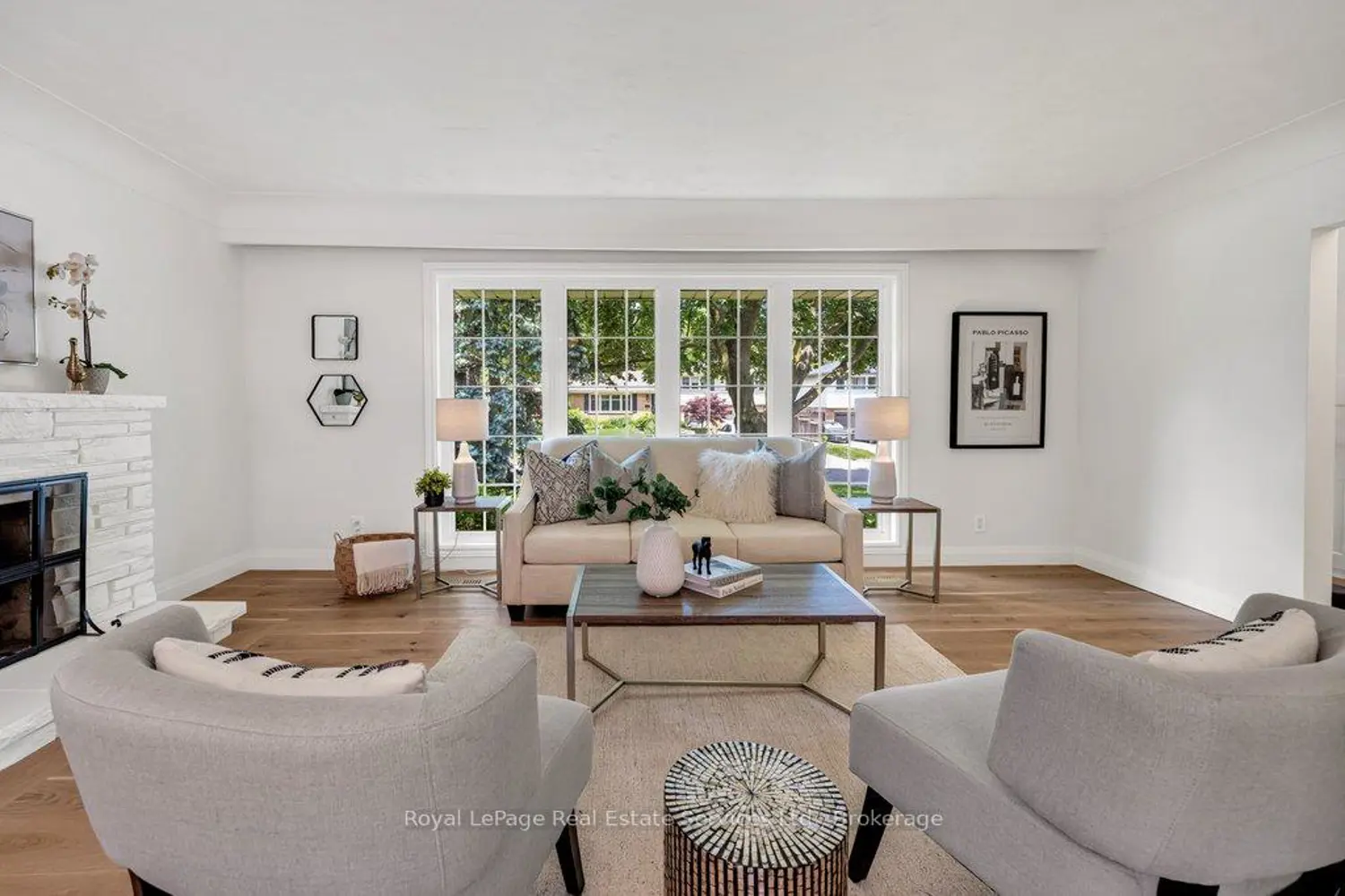 4042 Melba Lane photo 4