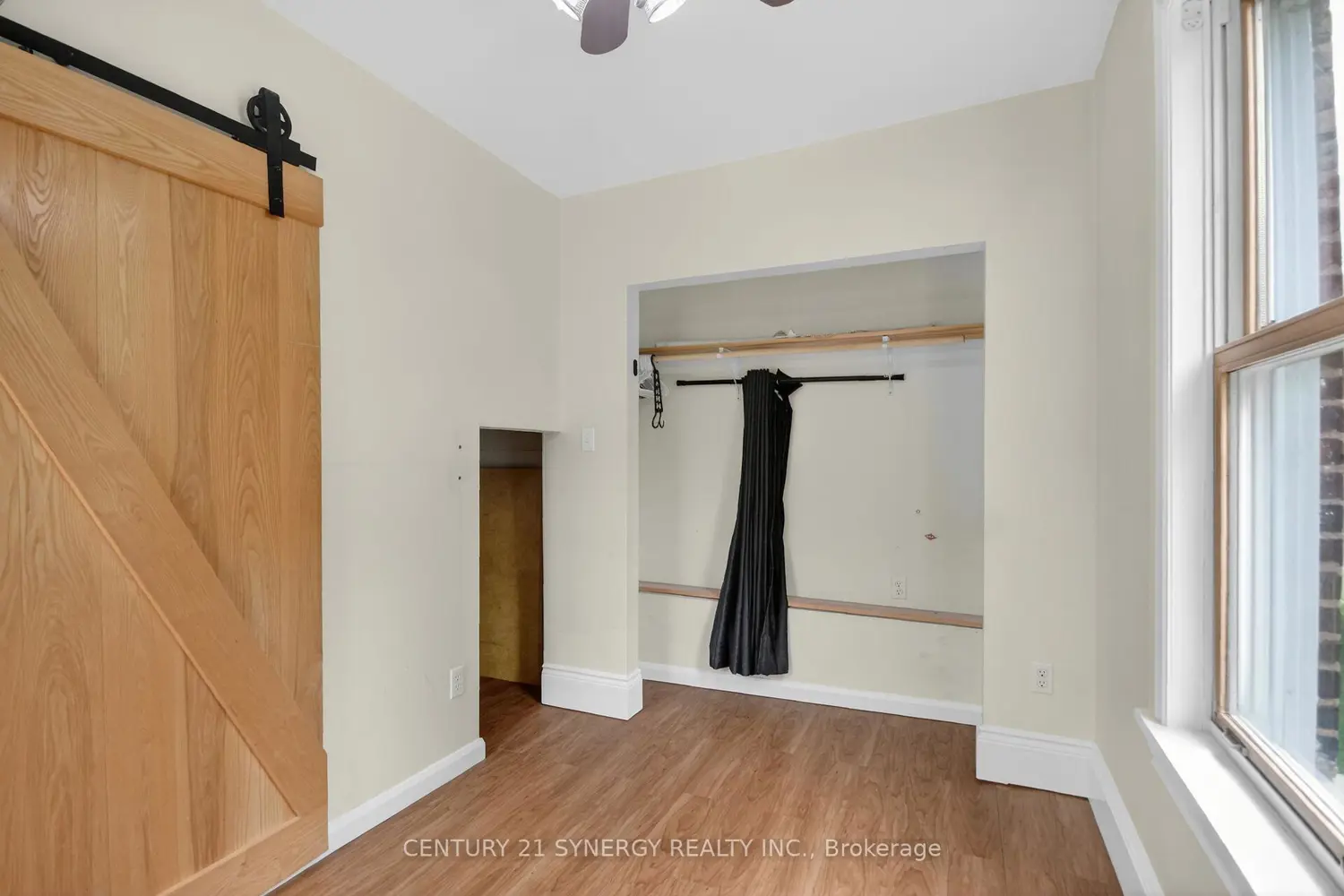 508 Dillabaugh Road photo 2