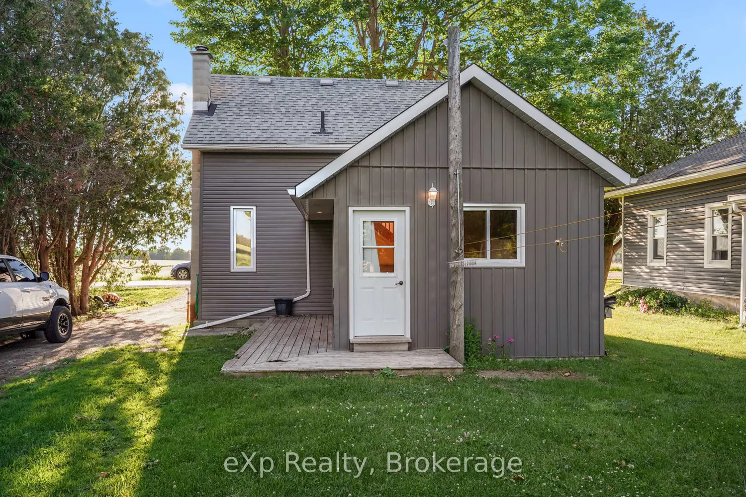 171 Clyde Street photo 4