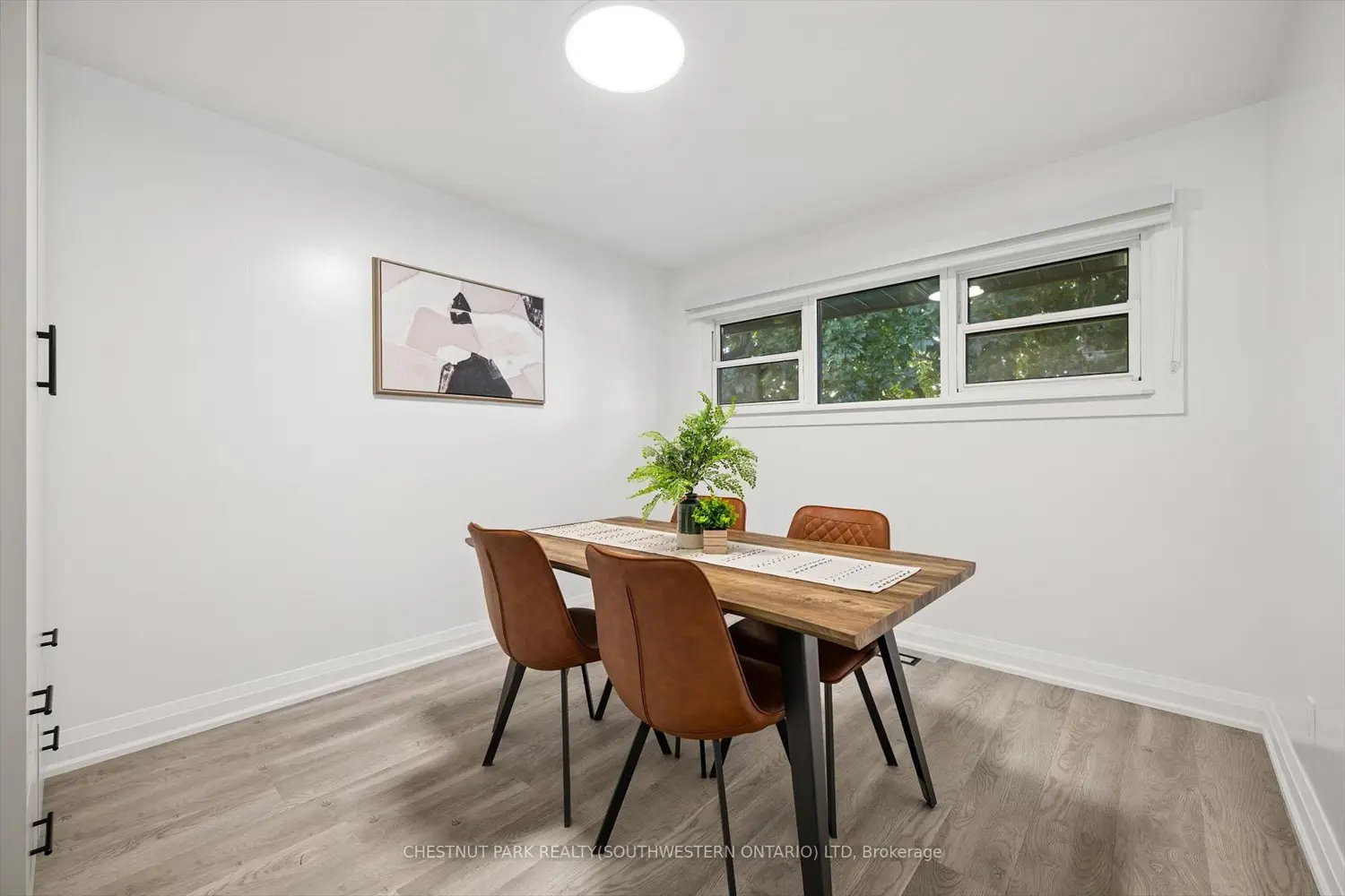 88 Woodhaven Road photo 3