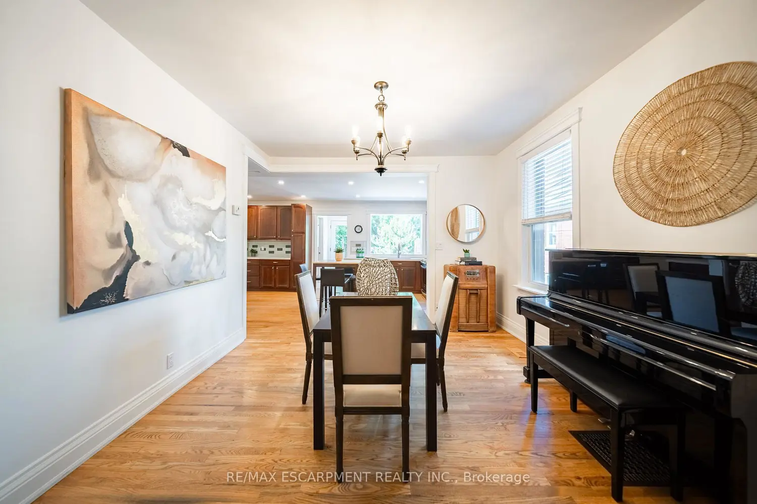 225 Oakmount Road photo 5