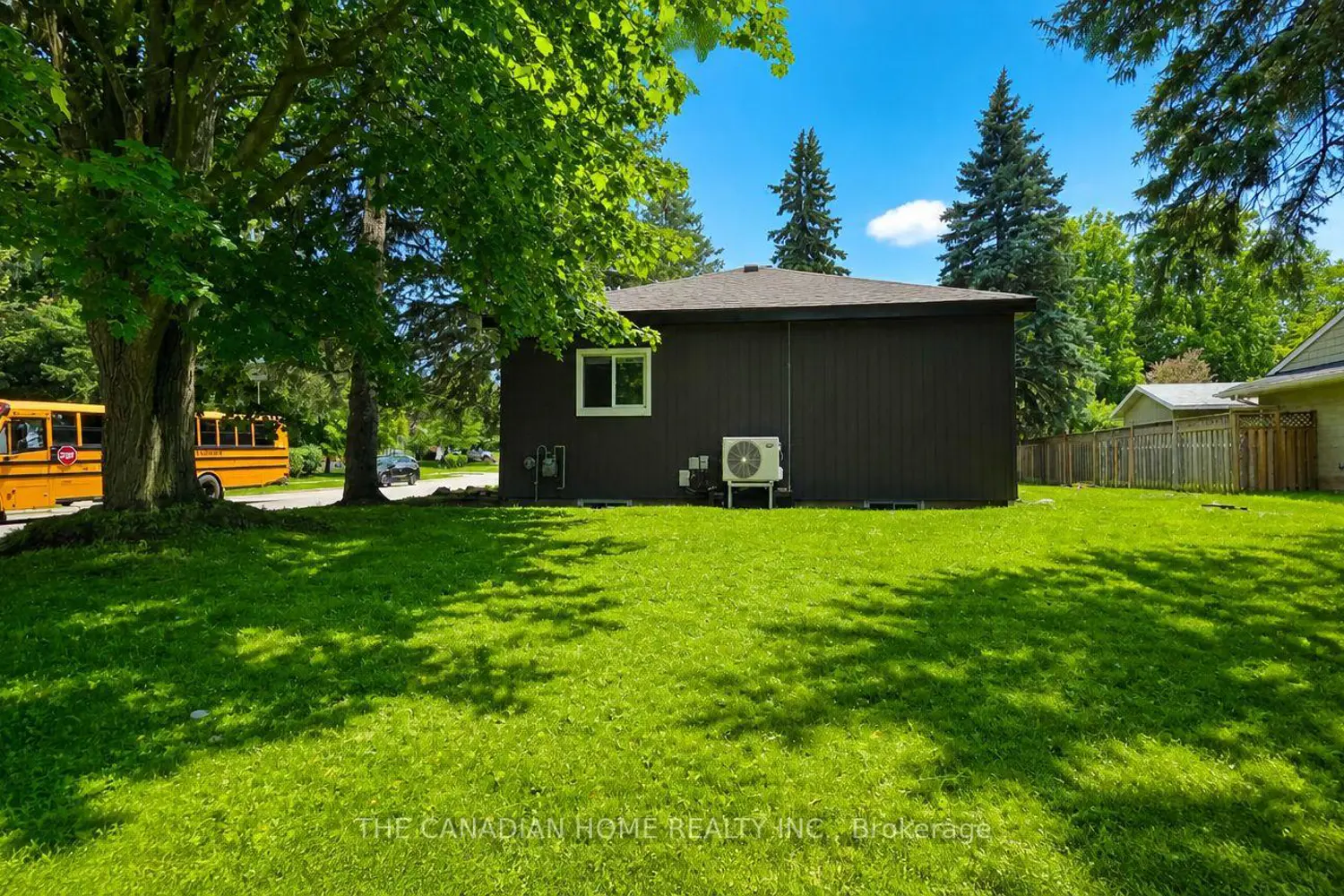 142 Winston Boulevard photo 3