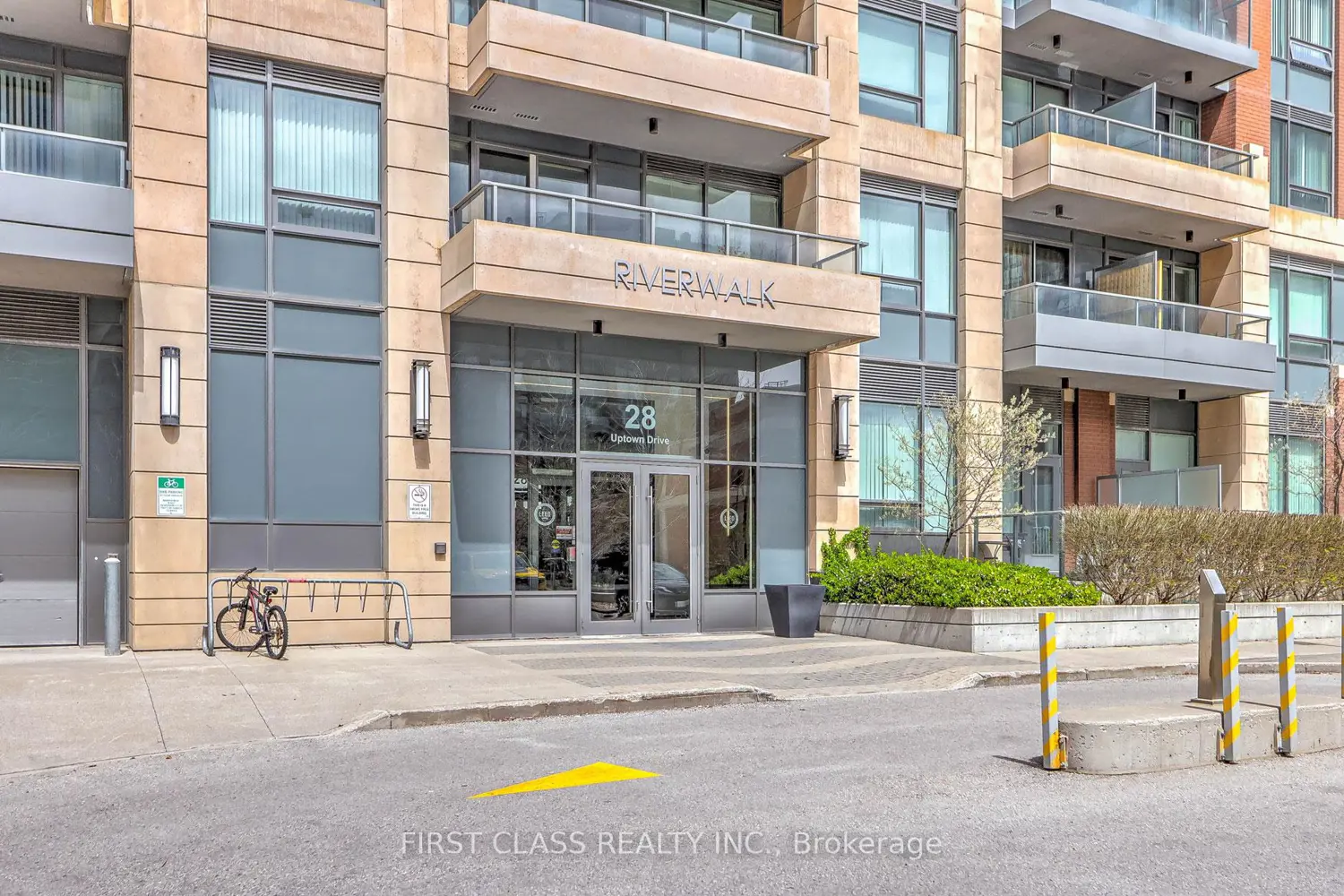 28 Uptown Drive 610