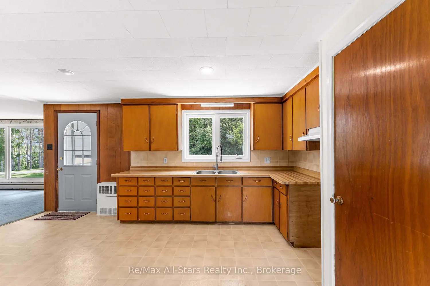 309 Kenrei Road photo 4