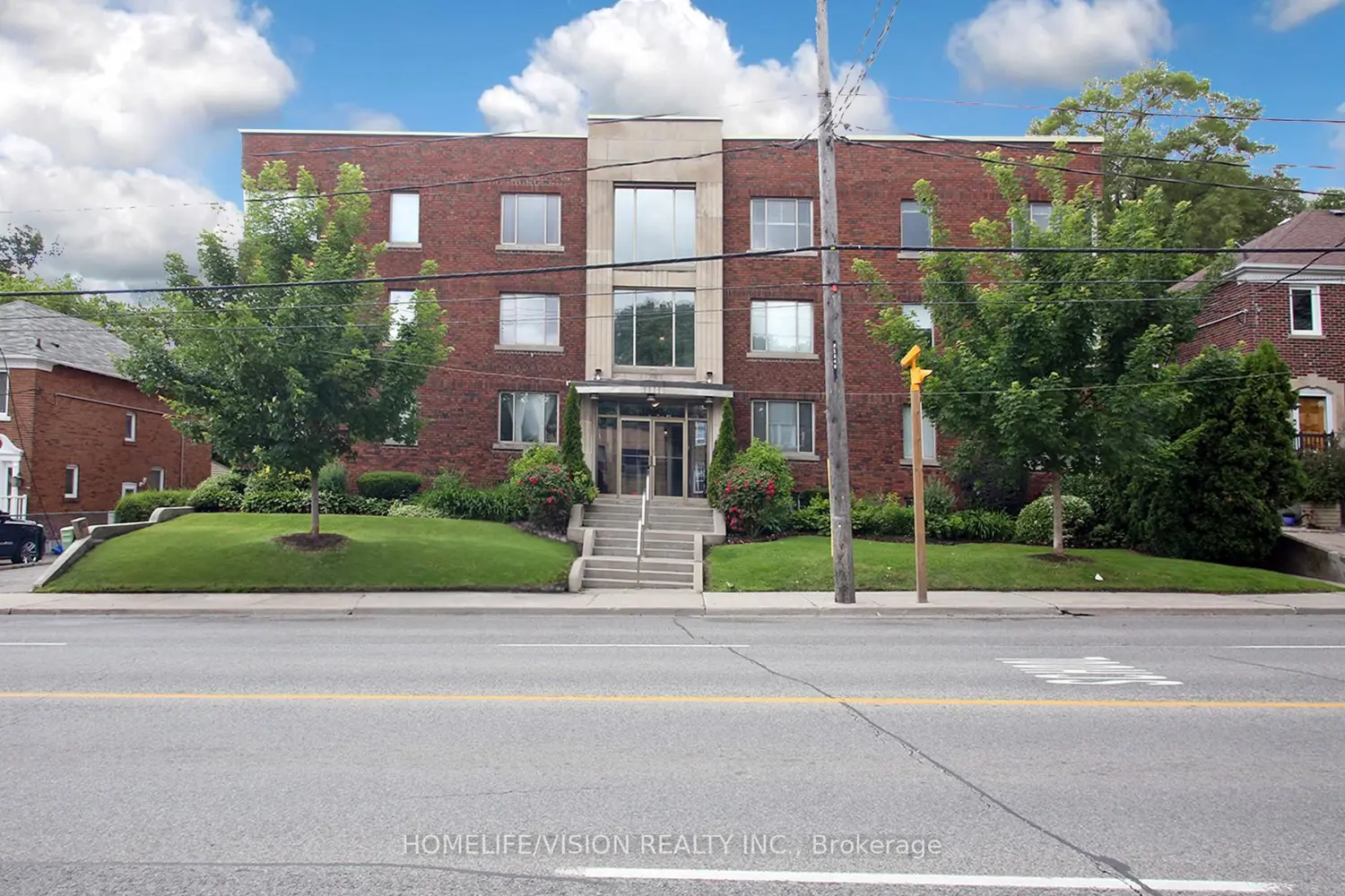 1840 Bathurst Street Unit # B1