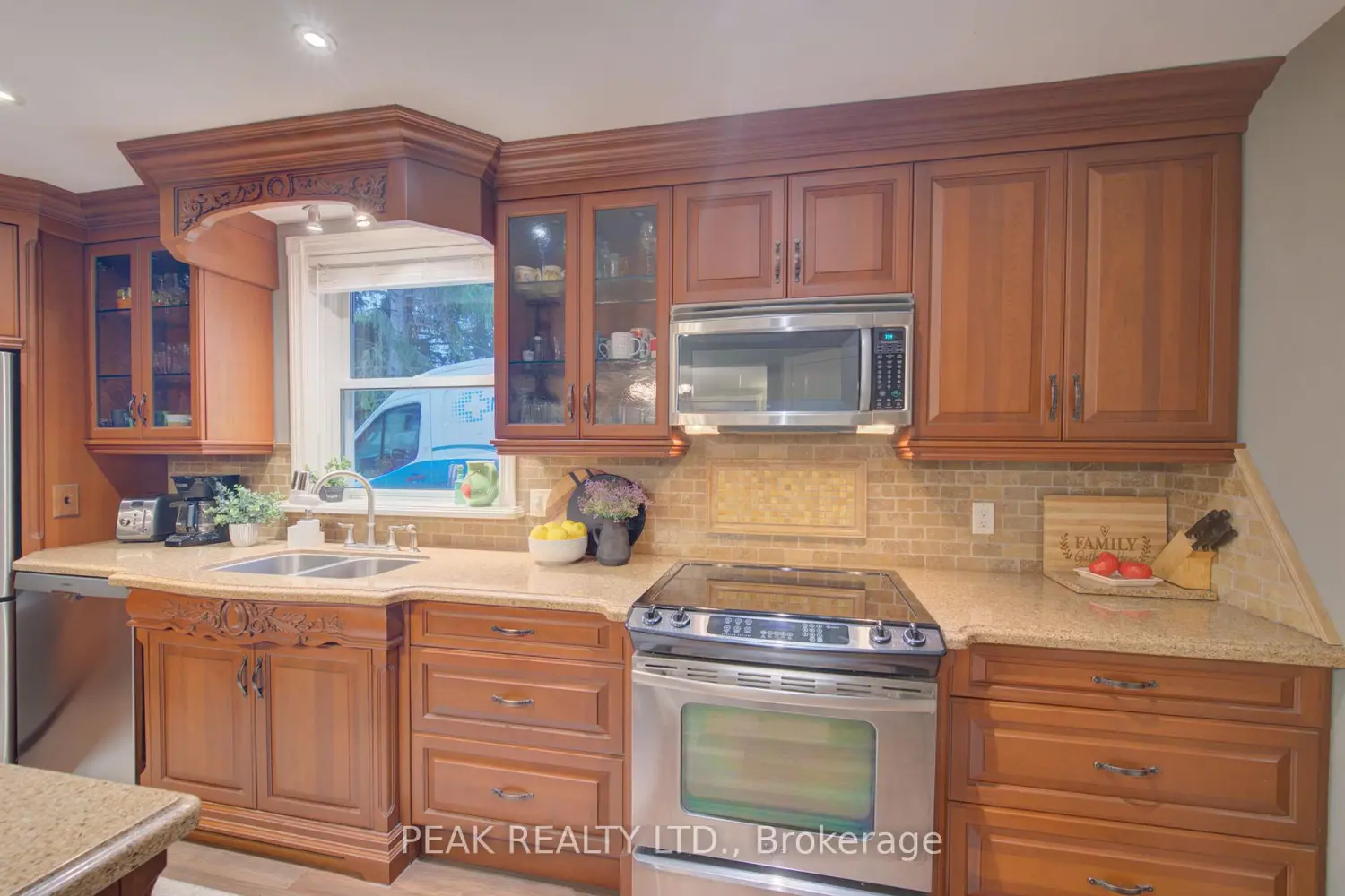 5421 King Street photo 5