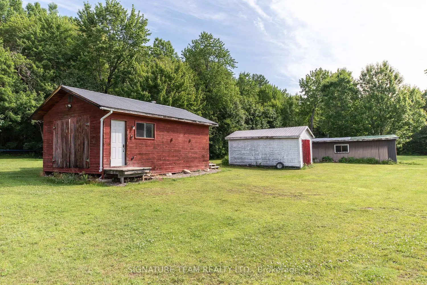 4819 Round Lake Road photo 3