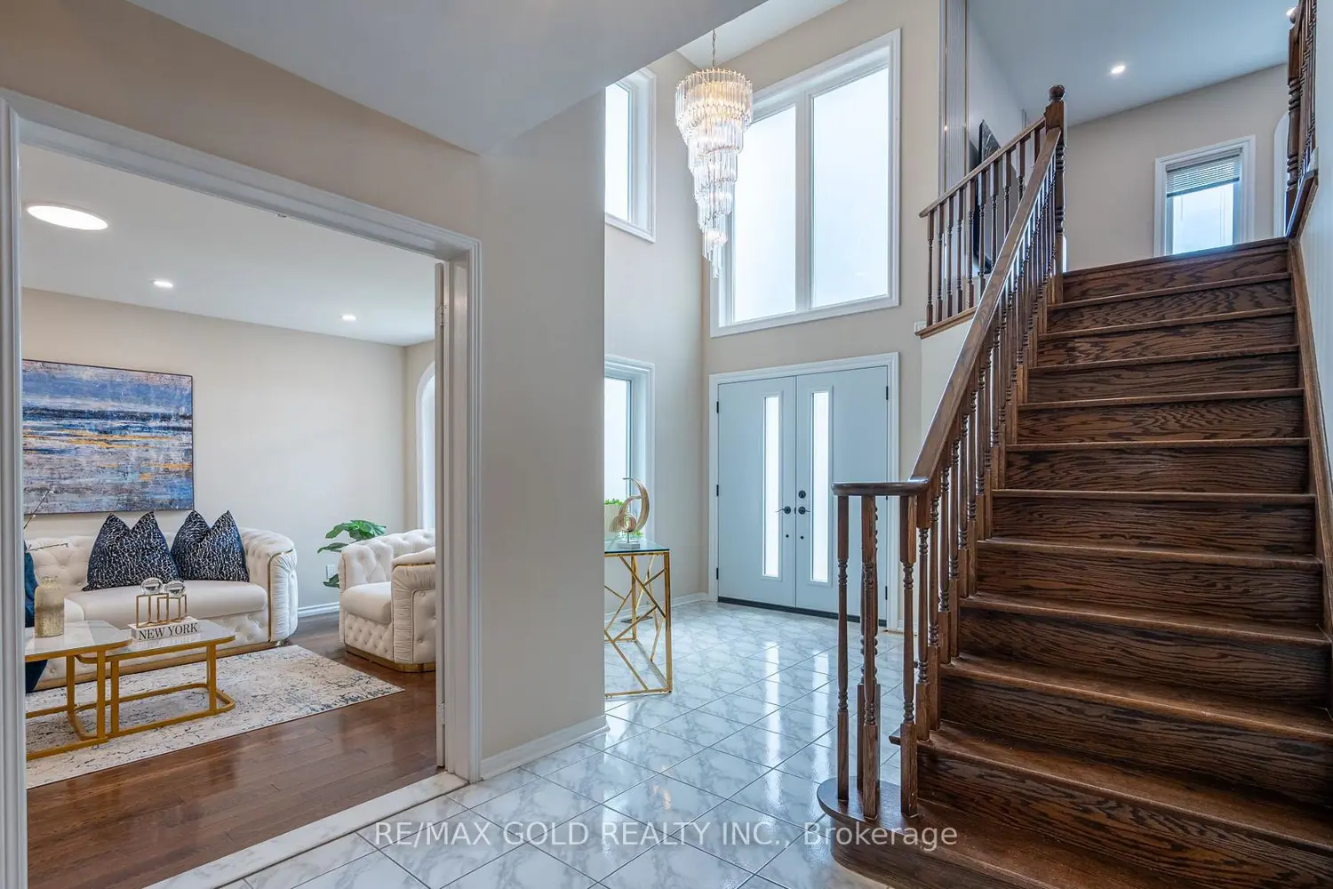 19 Eagleridge Drive photo 5