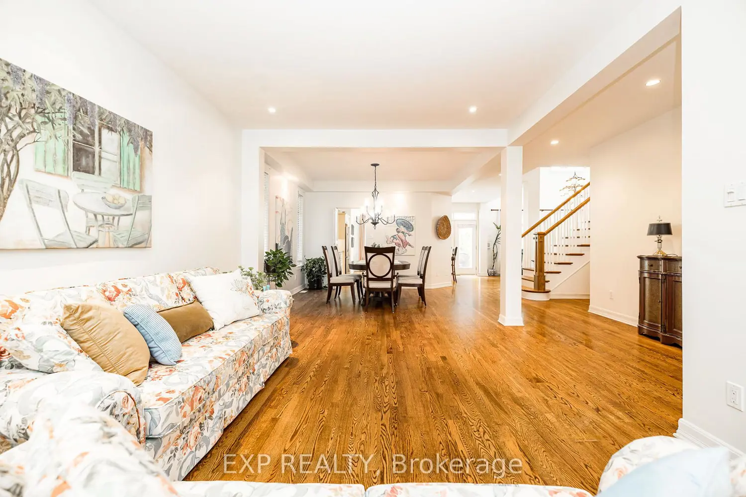 36 Oakbriar Crescent photo 4
