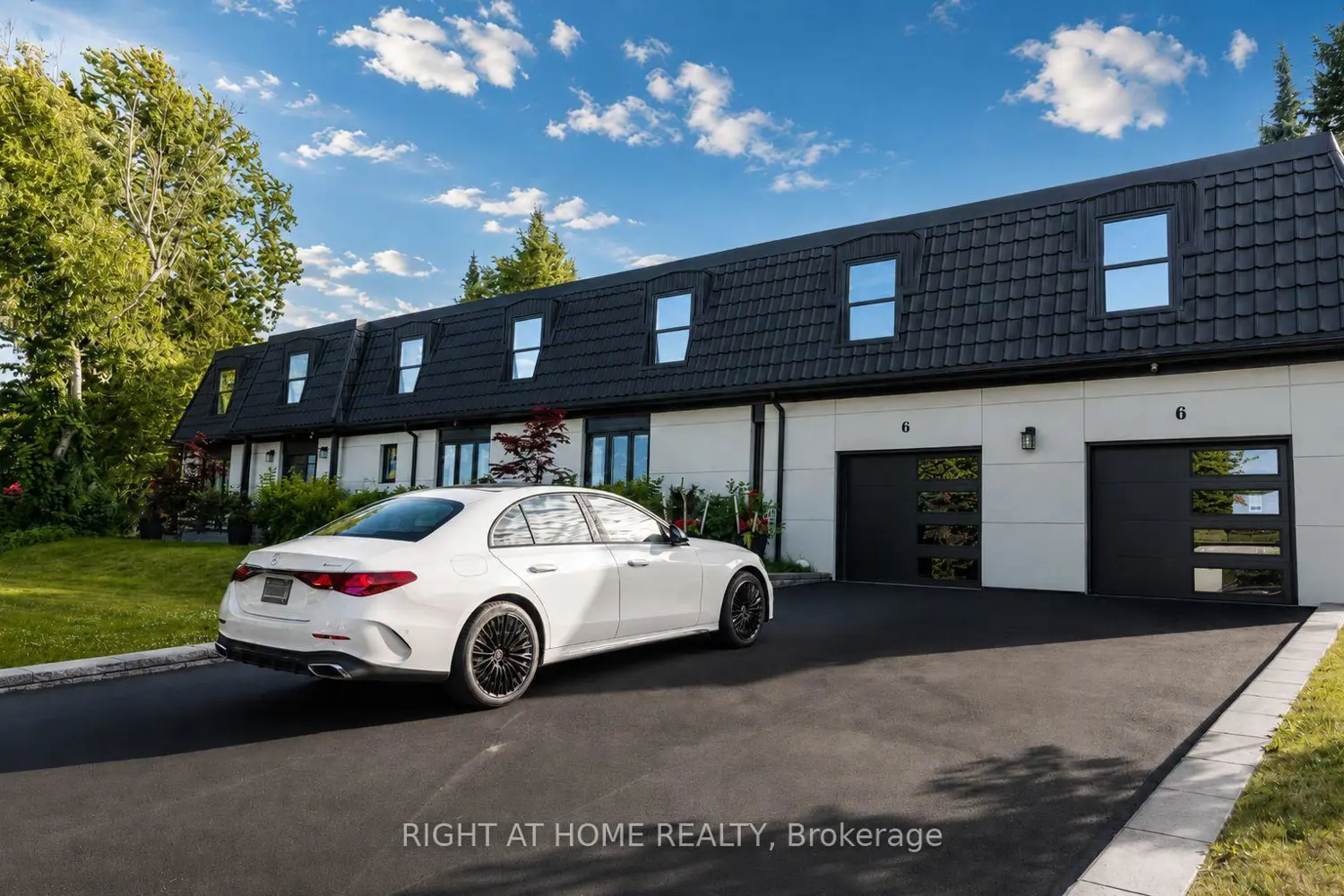 6 Ladyslipper Court